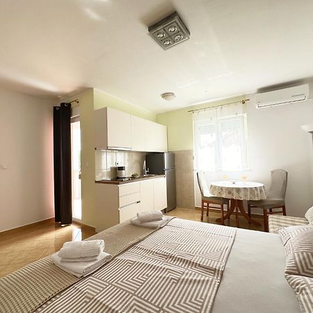 Apartments Vila Miranda Vodice Ngoại thất bức ảnh